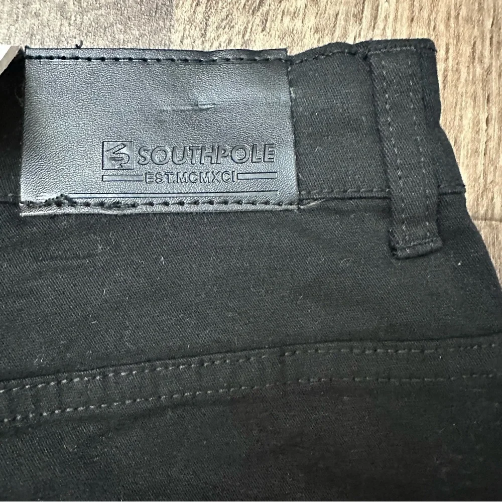 Southpole Stacked Active Flex 4way Stretch Black Jeans Pants Men’s 29 -Waist 26”